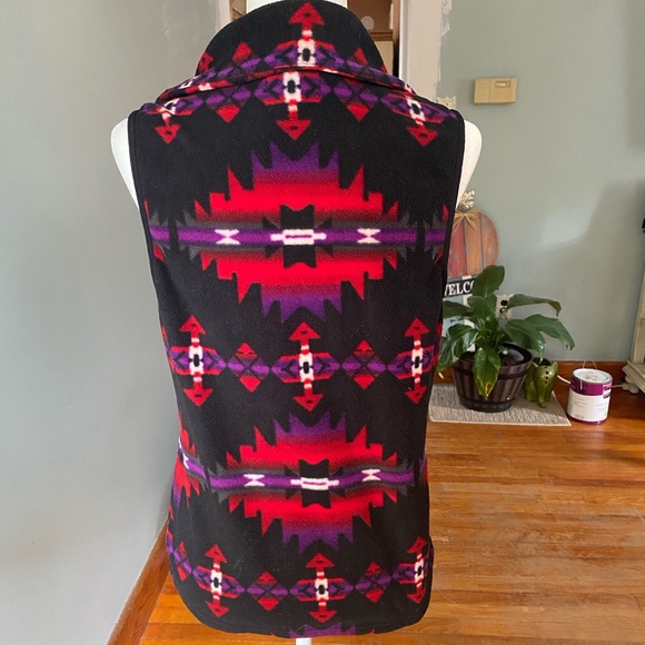 Chaps Aztec Patterned Vest - Picture 5 of 10